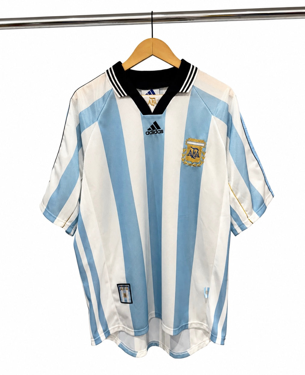 1998-99 Argentina adidas home shirt front view