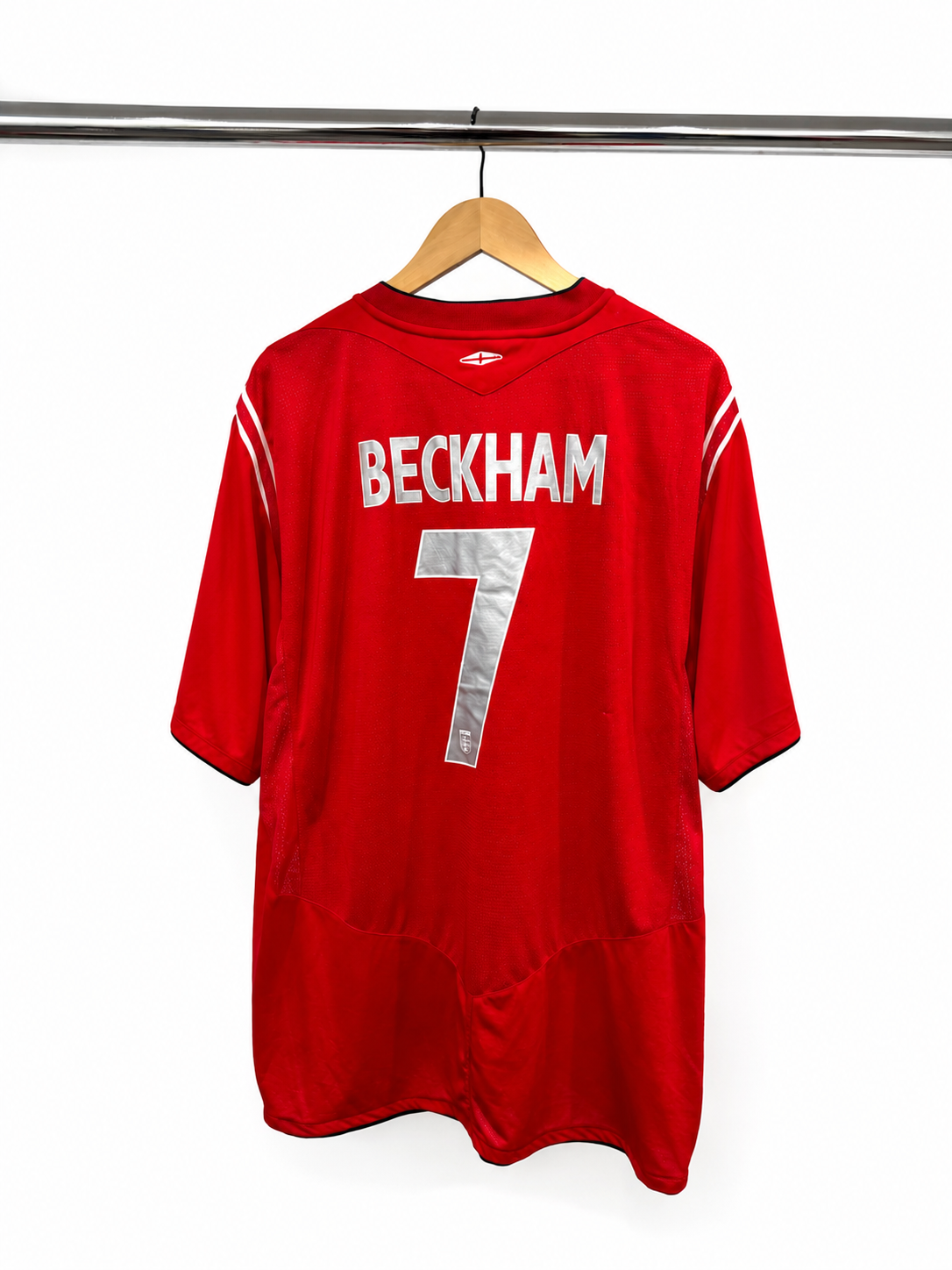 2004-06 England Away Jersey Umbro #7 Beckham